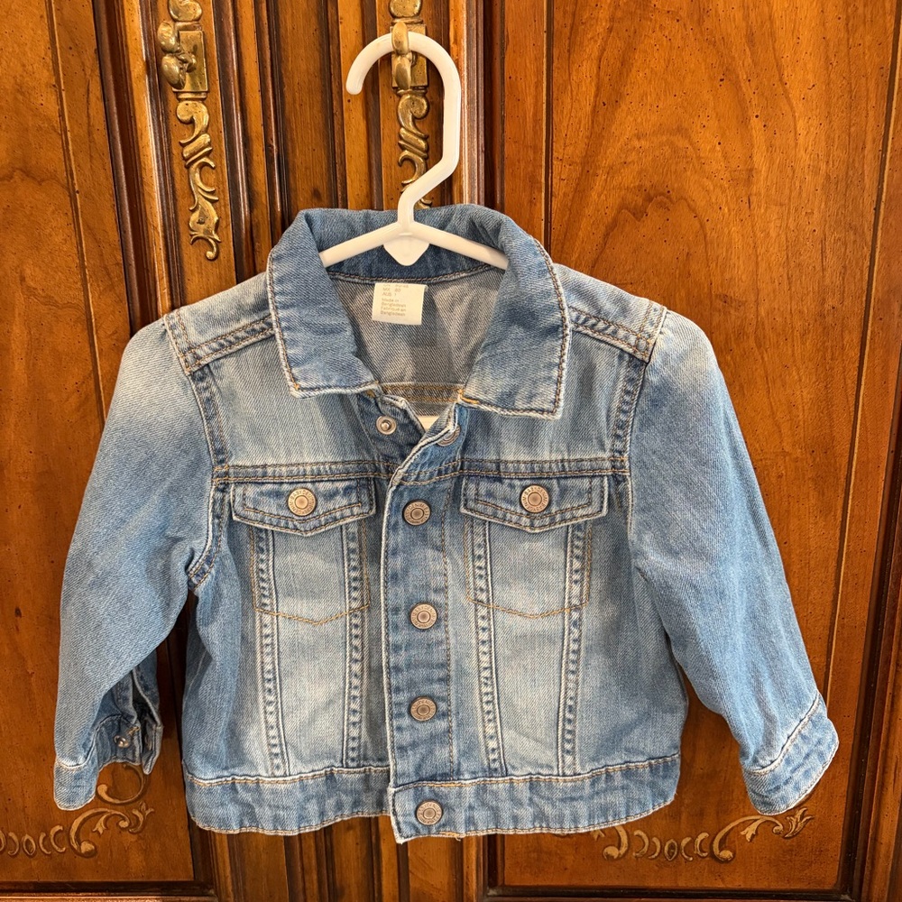 H and M Classic Blue Denim Kids Jacket EUC